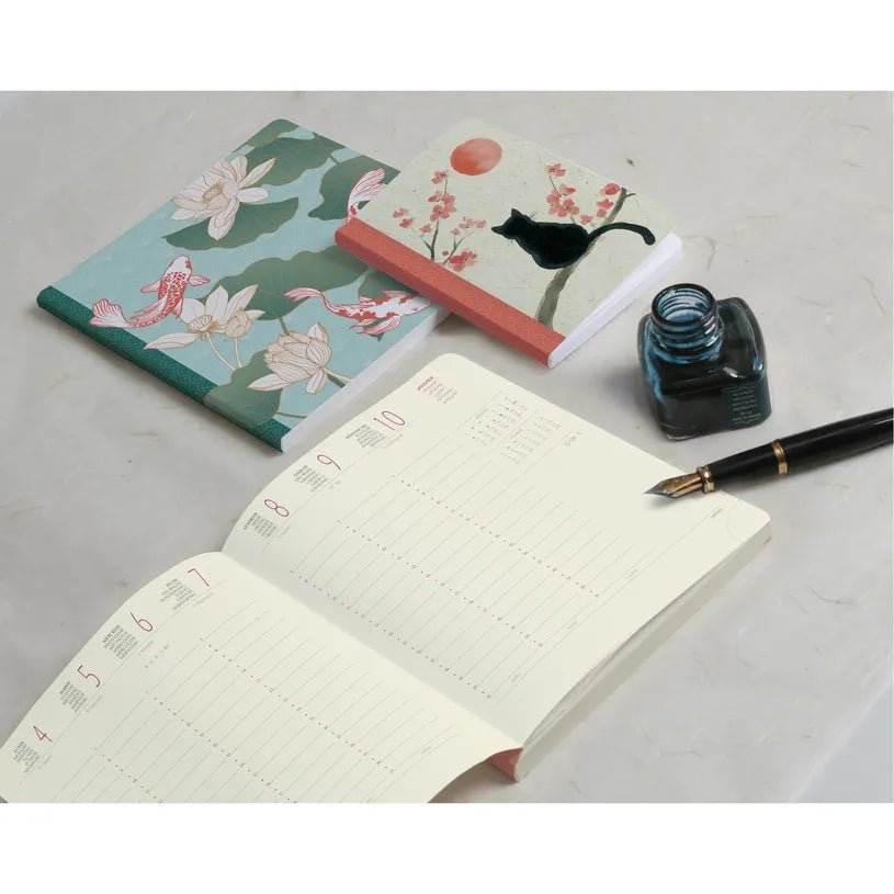Agenda 2027 EXACOMPTA Eurotime 18 - 15 x 17 cm - 1 semaine sur 2 pages - Orientation verticale - Sapporo carpes - 3660942091947