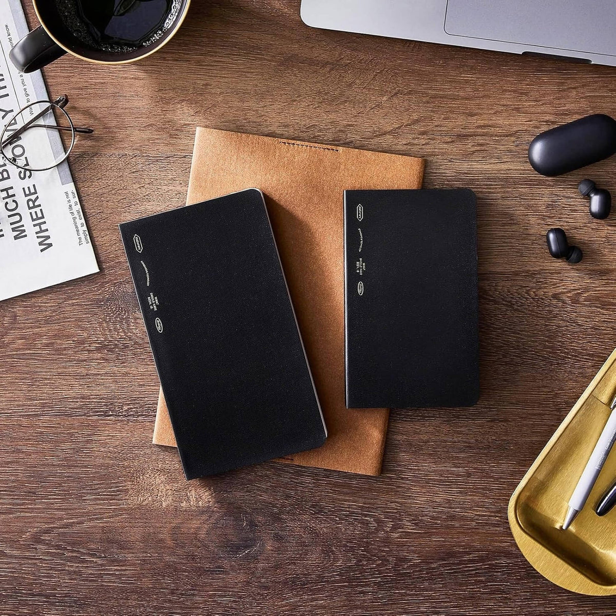 Carnet STÁLOGY 1/2 Year Notebook - A6 Slim - Softcover - Quadrillé - Black - 4904140081867