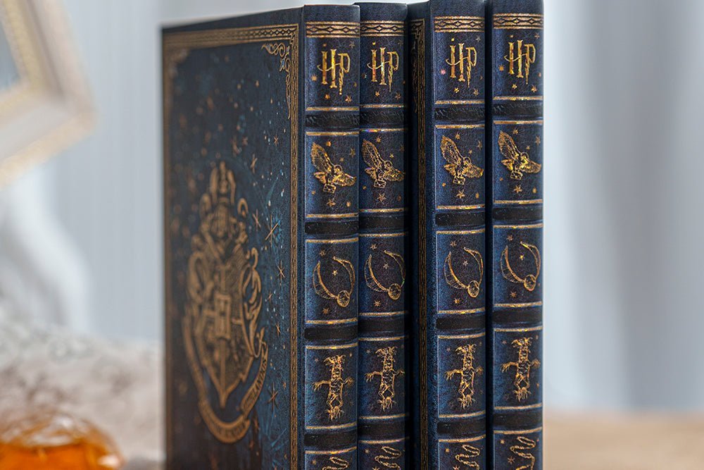 Agenda 2027 PAPERBLANKS Légendes de Poudlard - 1 semaine sur 2 pages - Ultra - Hardcover - Vertical - 176p - 9780349720999