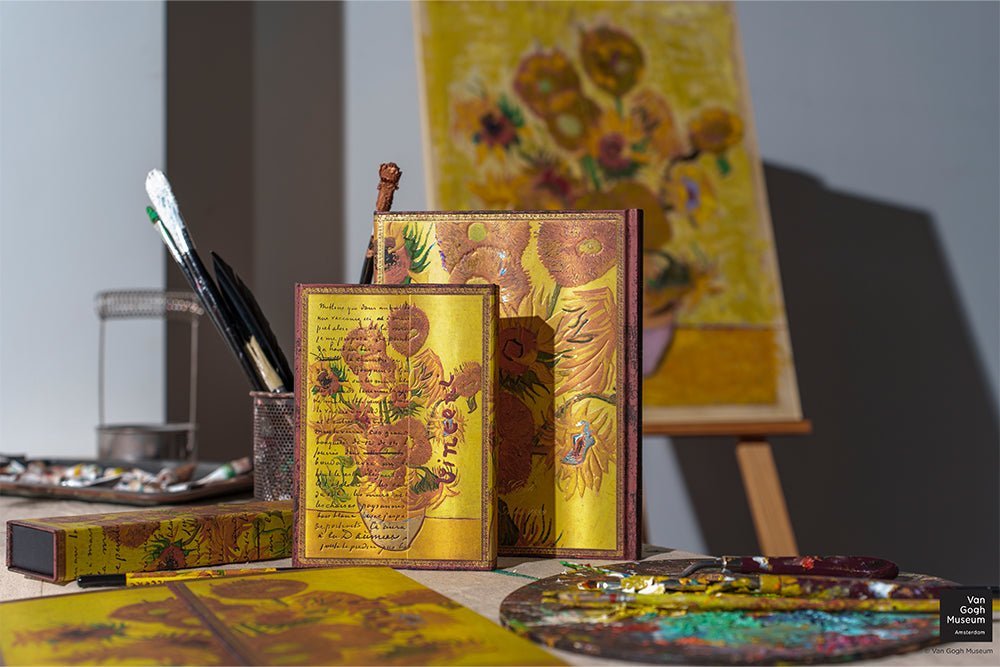 Agenda 2027 PAPERBLANKS Van Gogh, Tournesols - 1 semaine sur 2 pages - Grand - Hardcover - Vertical - 176p - 9780349721064